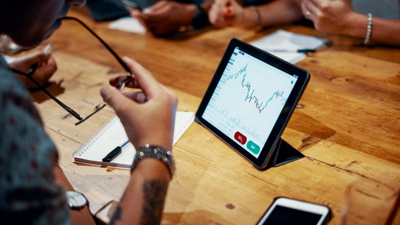 MinerCards Investment Guide: Maximizing Returns on Digital Mining in 2025